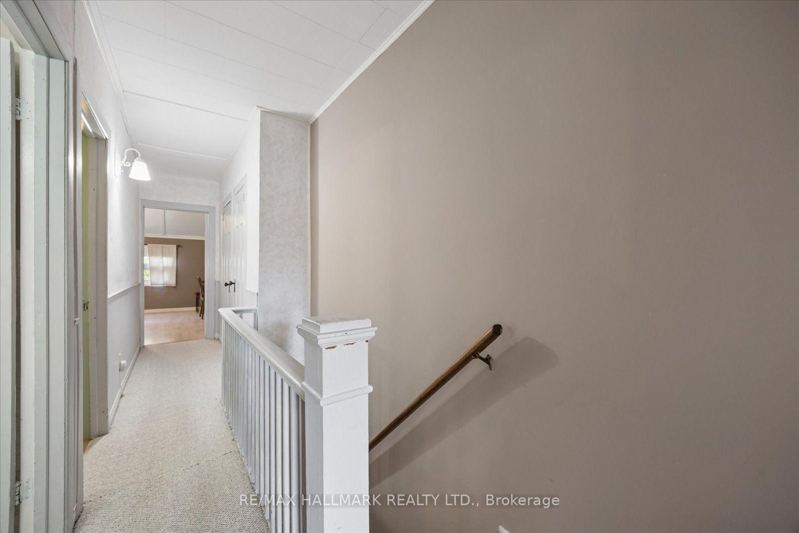 69 Alton Avenue • Toronto, ON photo 21
