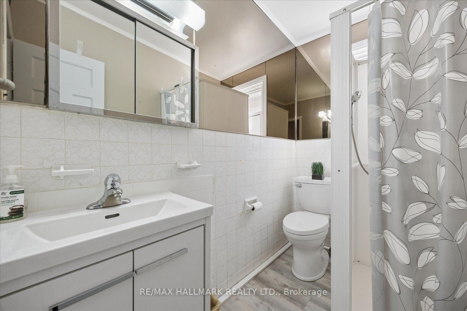 69 Alton Avenue • Toronto, ON photo 25