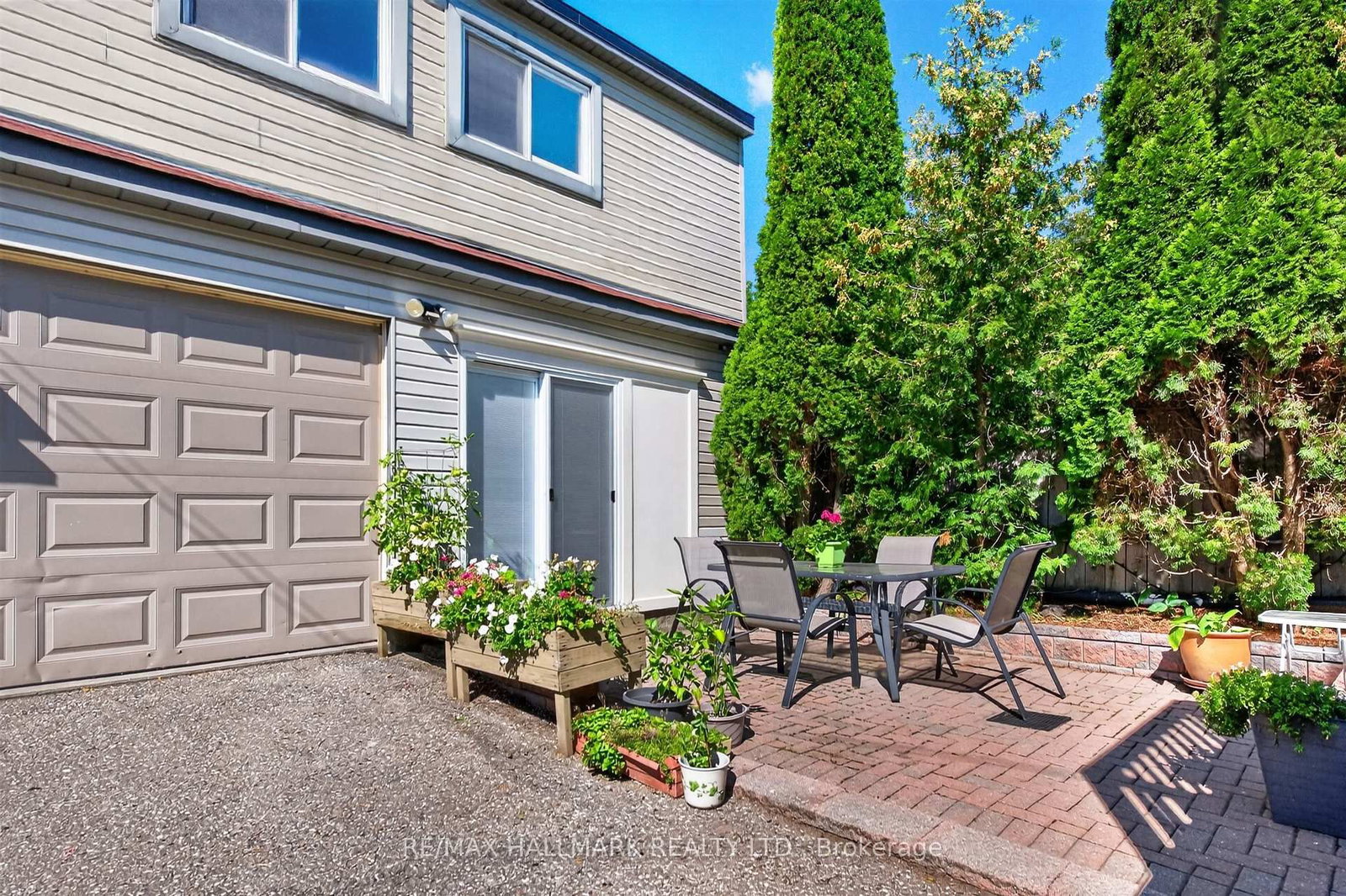 110 Harding Boulevard • Toronto, ON photo 38