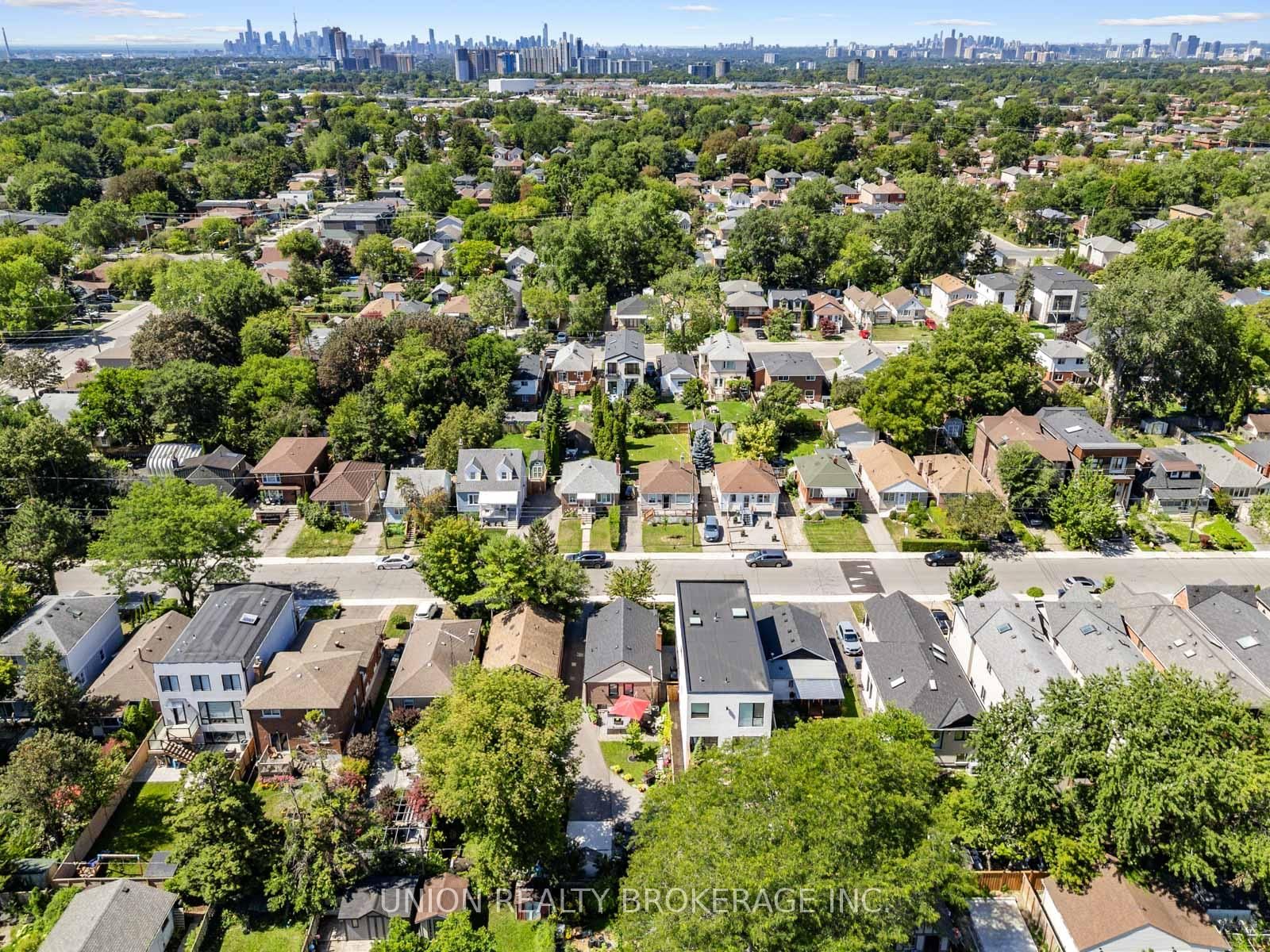 49 Claremore Avenue • Toronto, ON photo 45