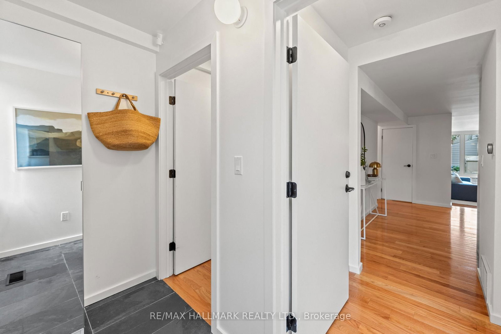 92 Chisholm Avenue • Toronto, ON photo 3