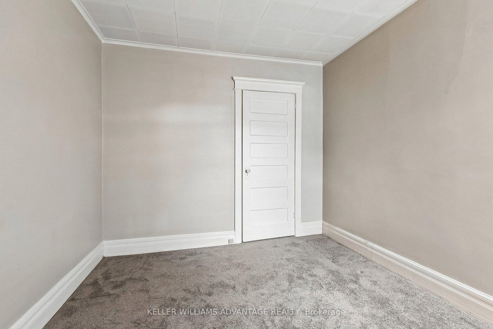 32 Dingwall Avenue E • Toronto, ON photo 23