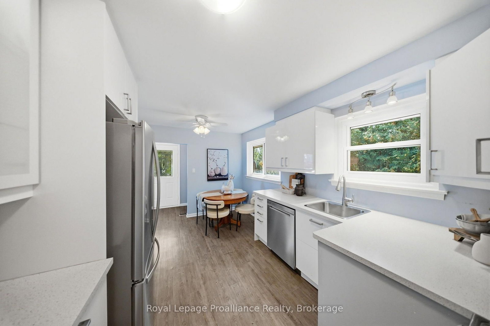 400 Harris Street • Whitby, ON photo 14