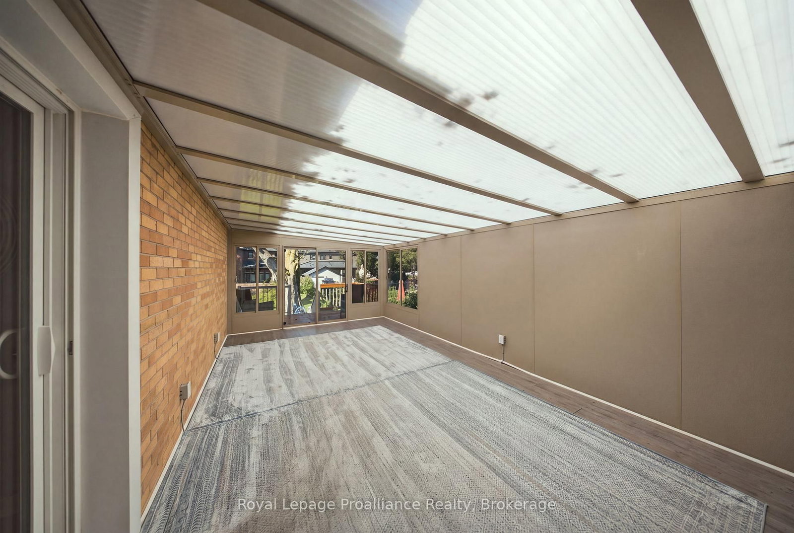 400 Harris Street • Whitby, ON photo 27