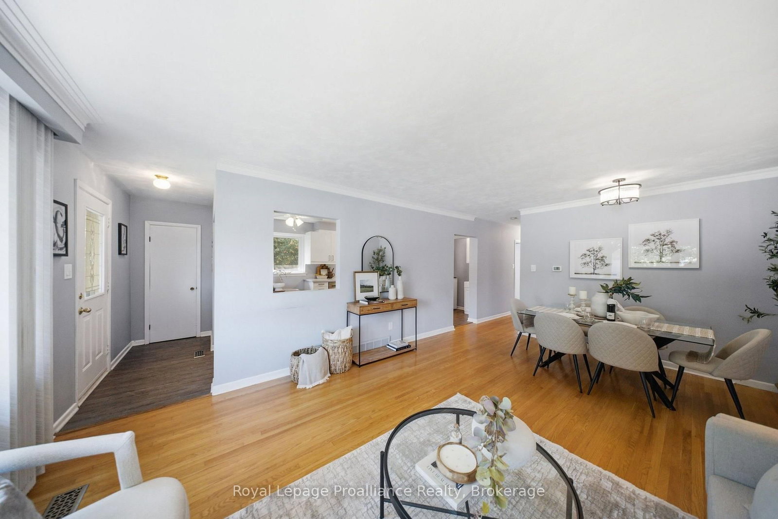 400 Harris Street • Whitby, ON photo 5