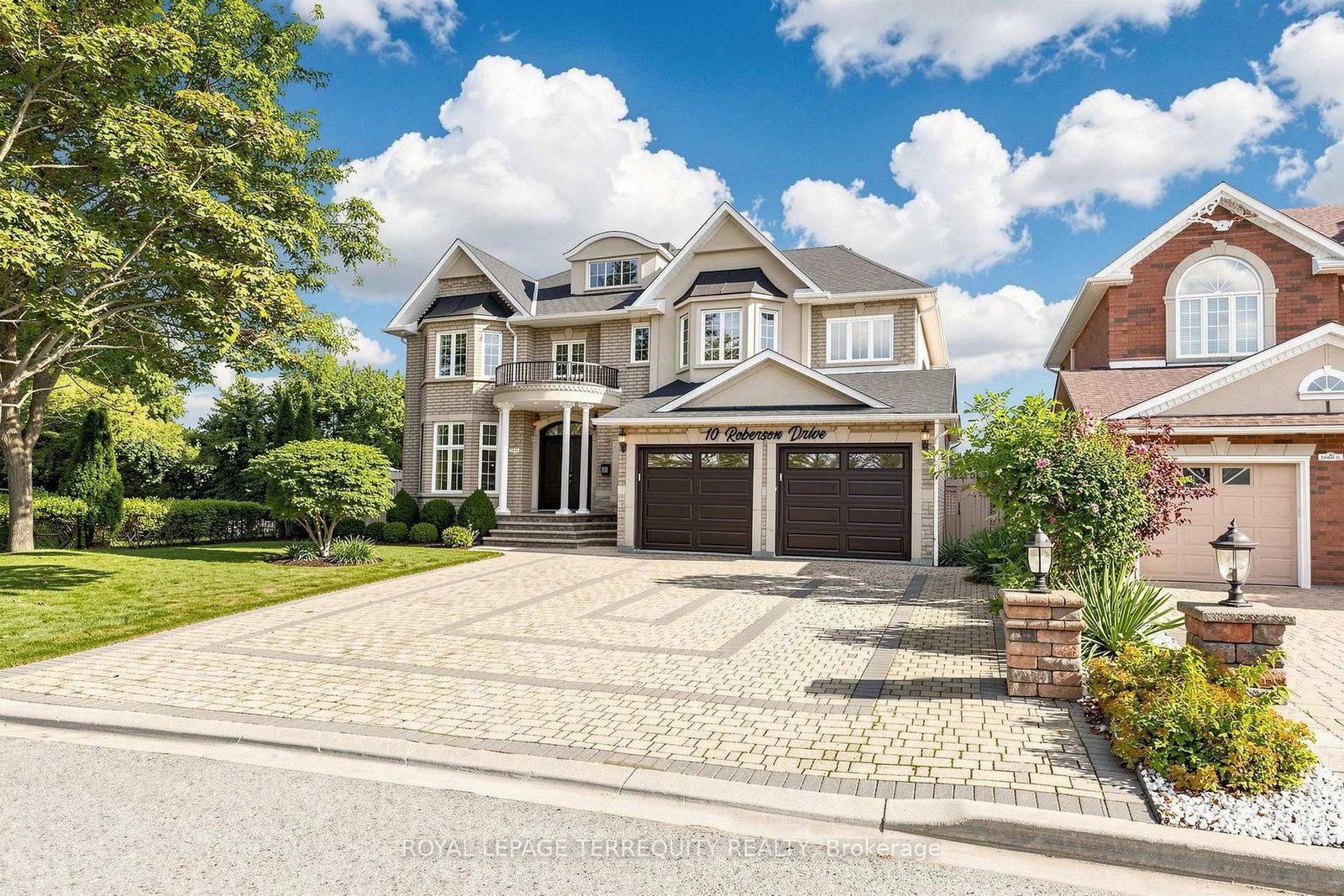10 Roberson Drive • Ajax, ON photo 1
