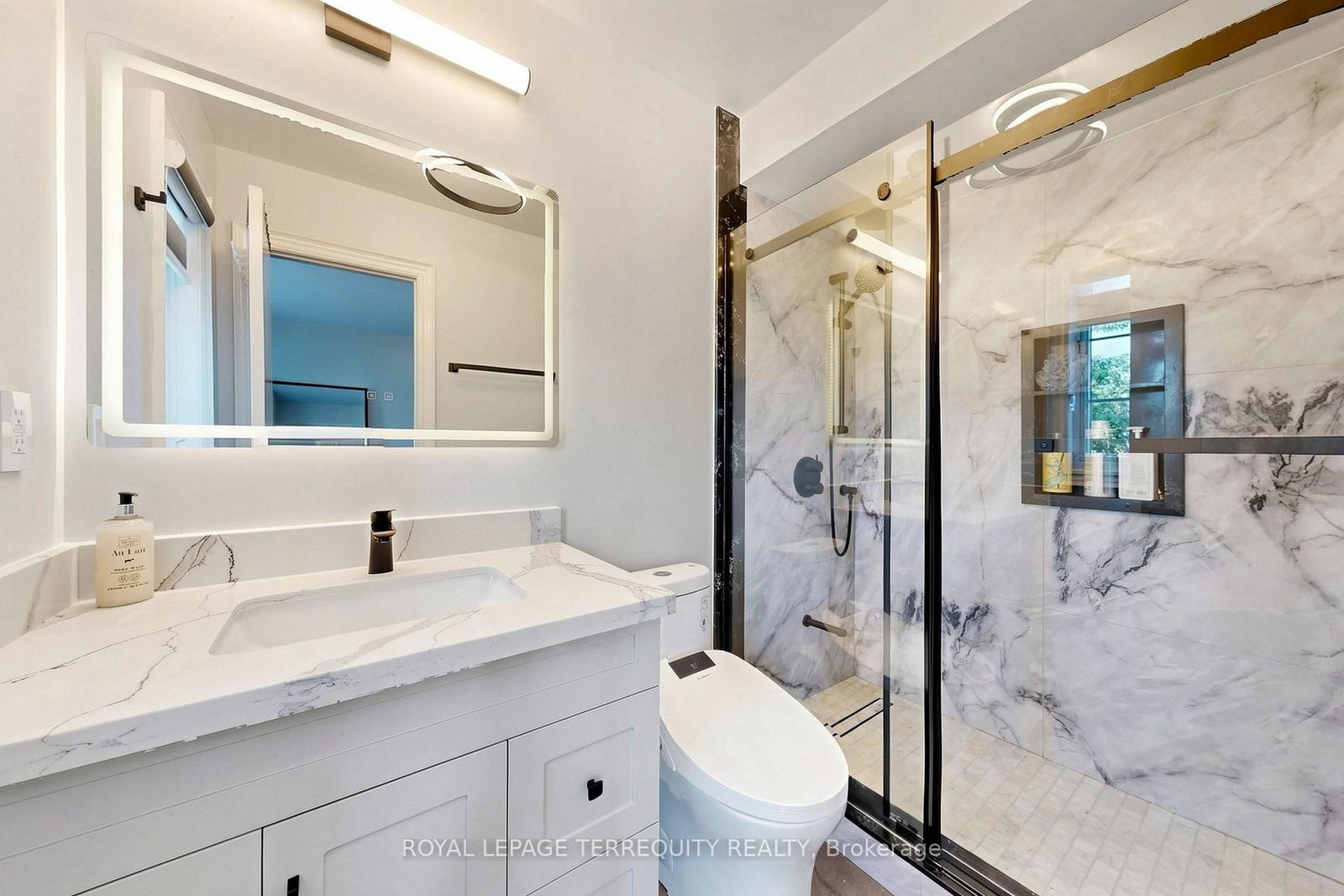 10 Roberson Drive • Ajax, ON photo 23