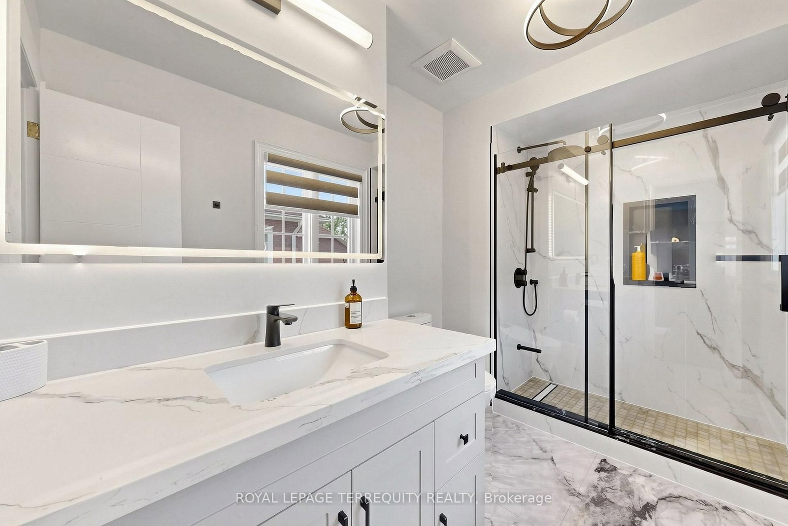 10 Roberson Drive • Ajax, ON photo 26