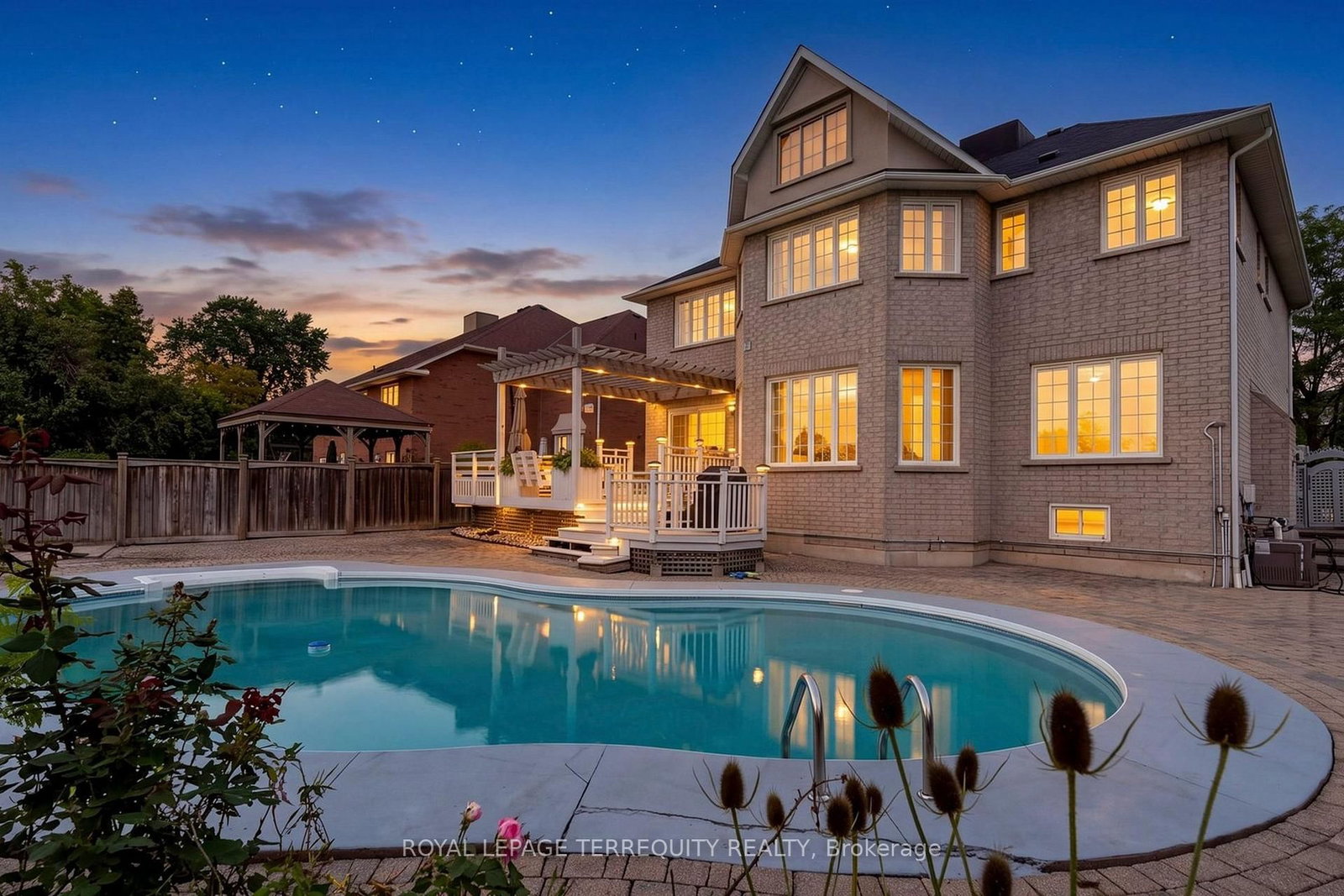 10 Roberson Drive • Ajax, ON photo 43