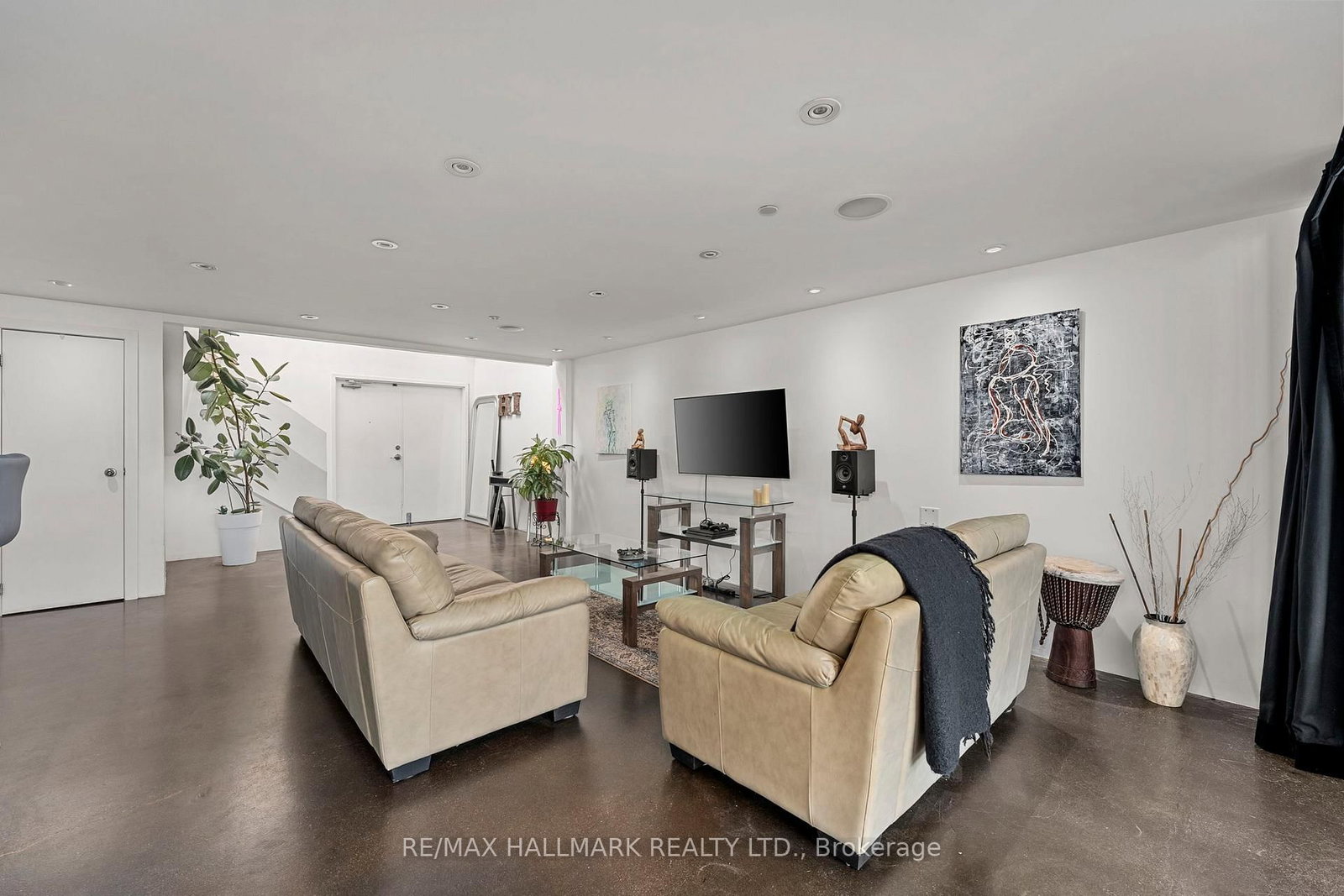 1173 Dundas Street E • #226 • Toronto, ON photo 6