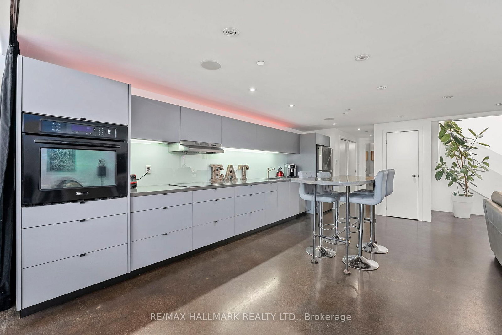 1173 Dundas Street E • #226 • Toronto, ON photo 8