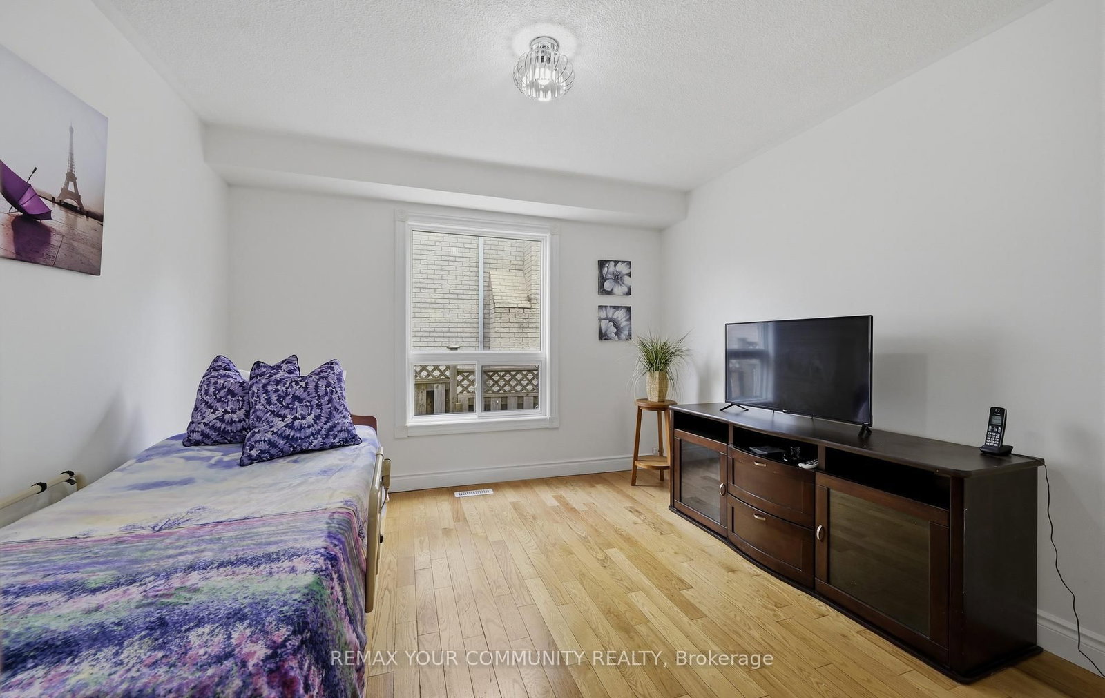 1554 Saugeen Drive • Pickering, ON photo 17
