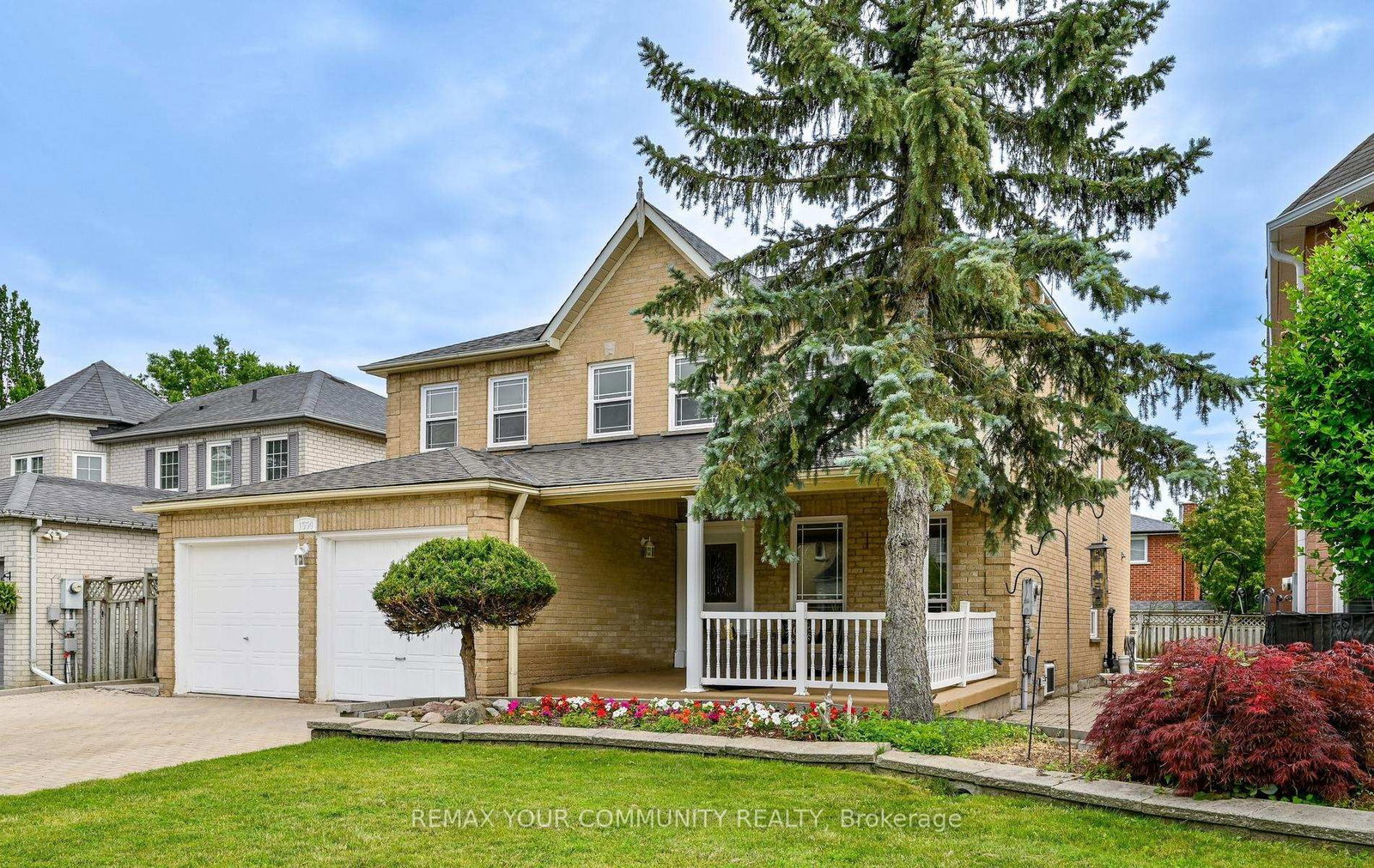 1554 Saugeen Drive • Pickering, ON photo 3