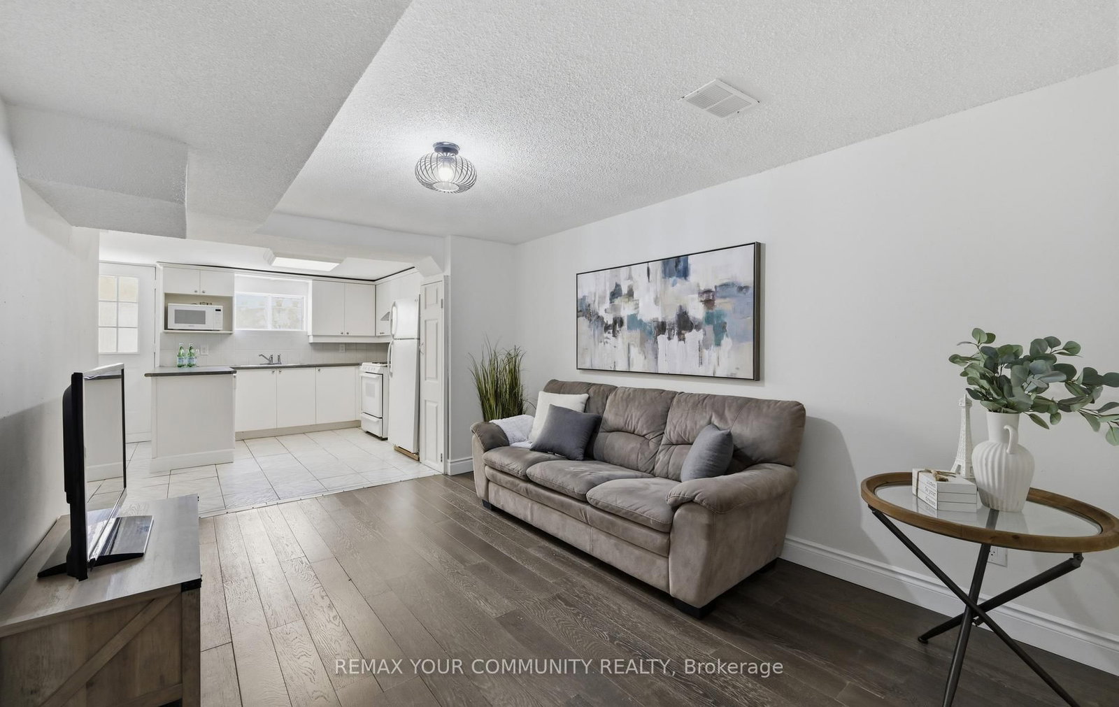 1554 Saugeen Drive • Pickering, ON photo 34