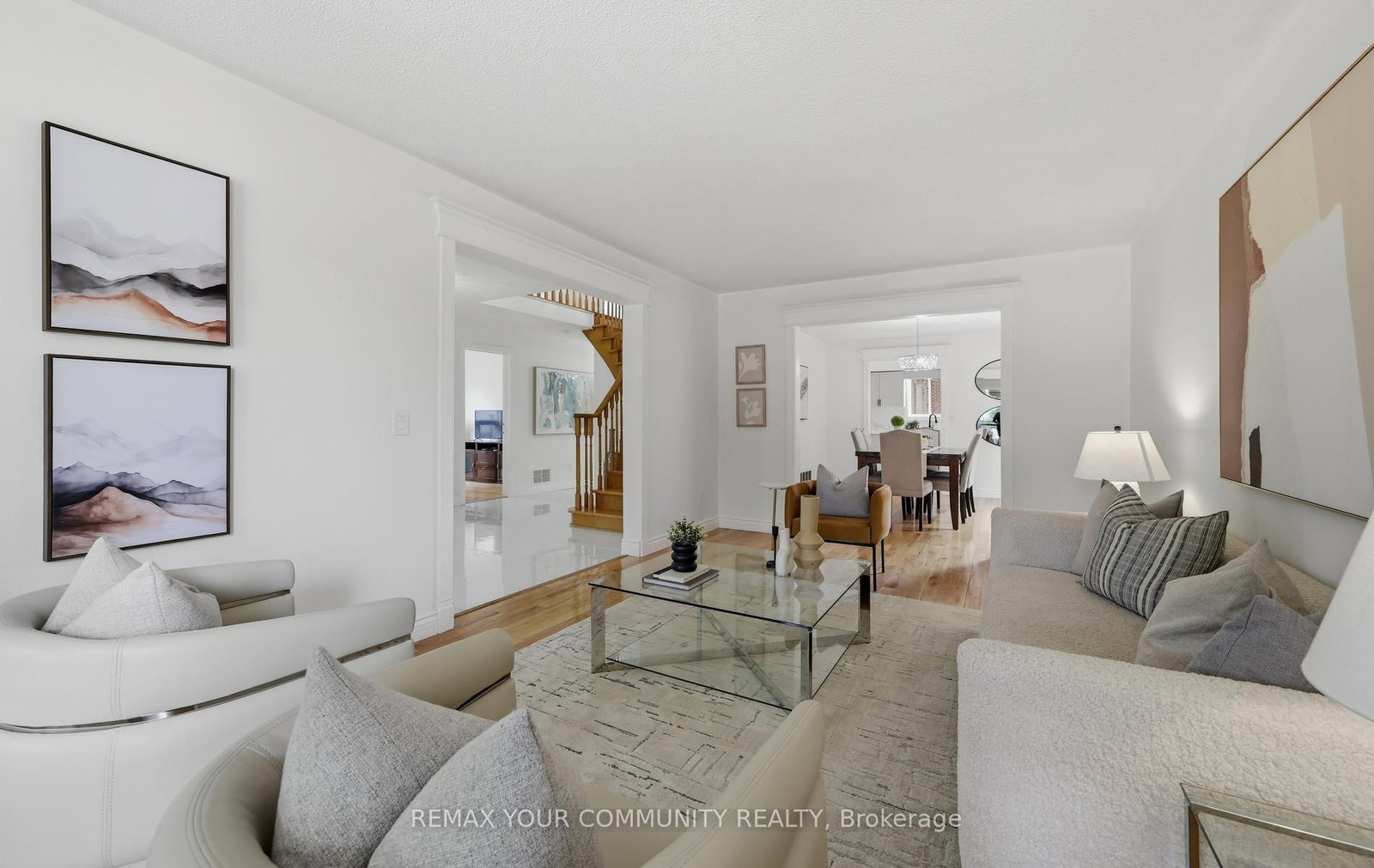 1554 Saugeen Drive • Pickering, ON photo 10