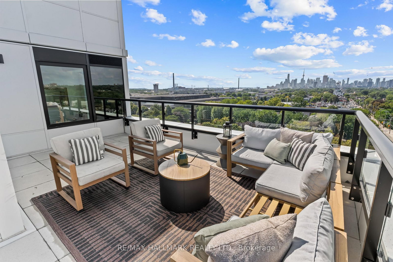 1050 Eastern Avenue • #1113 • Toronto, ON photo 2