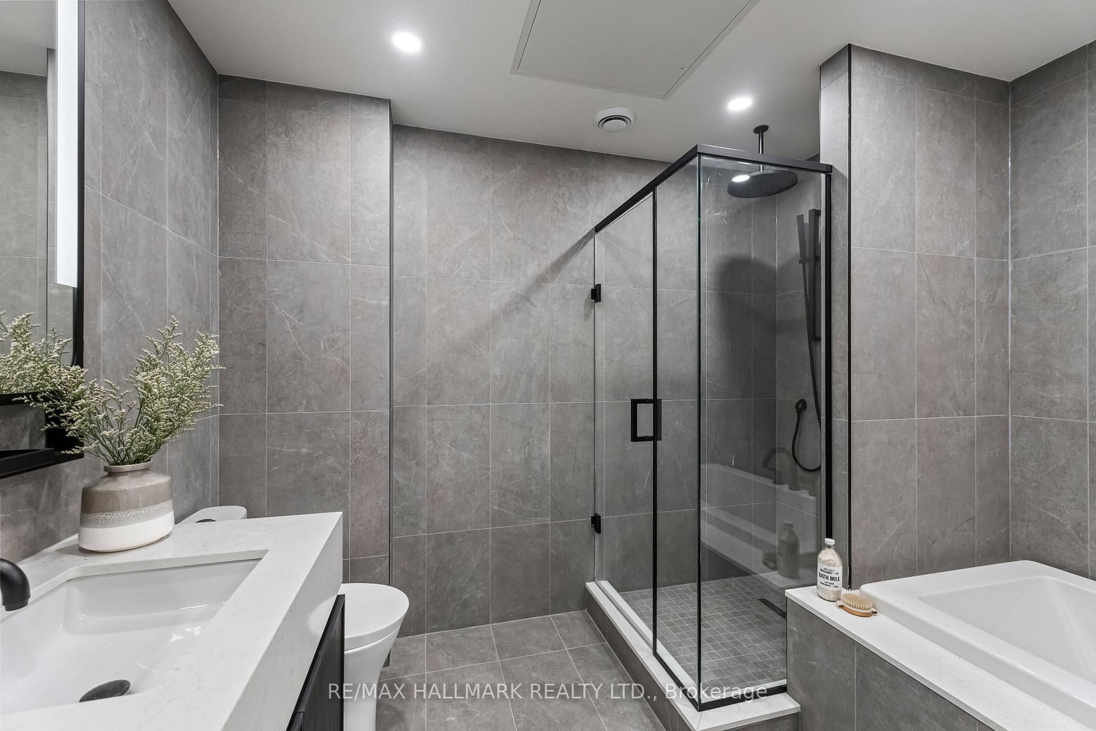 1050 Eastern Avenue • #1113 • Toronto, ON photo 21