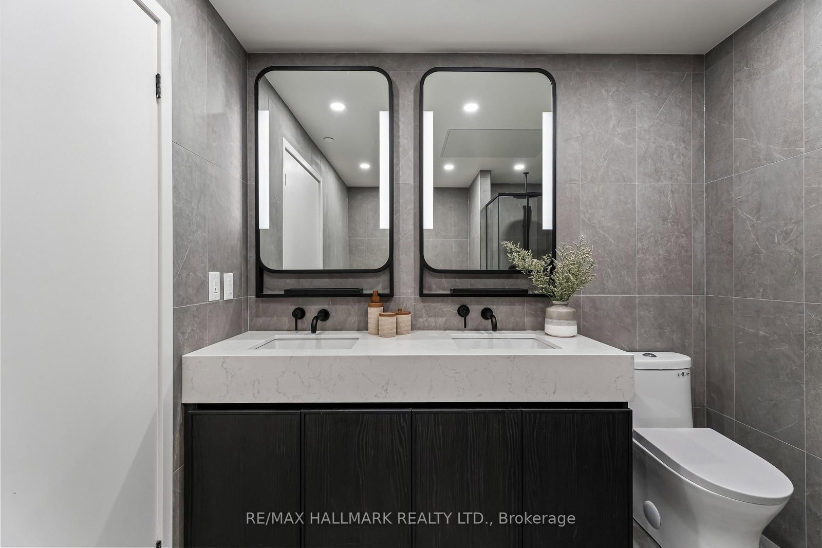 1050 Eastern Avenue • #1113 • Toronto, ON photo 23