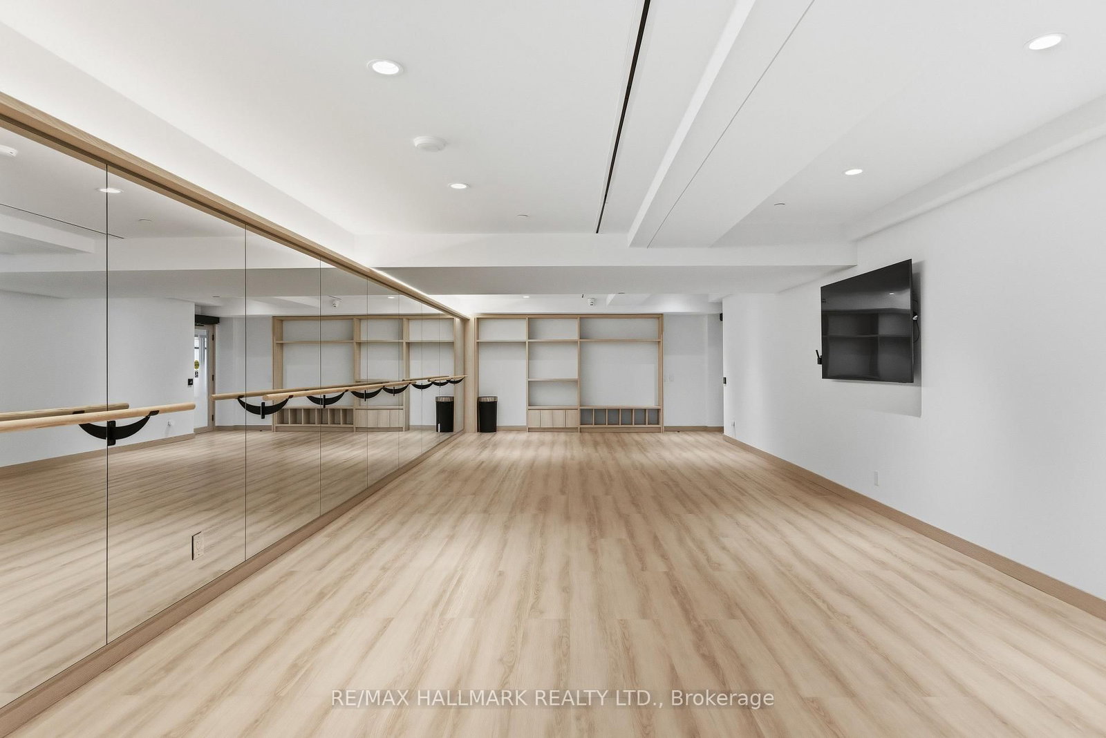 1050 Eastern Avenue • #1113 • Toronto, ON photo 43