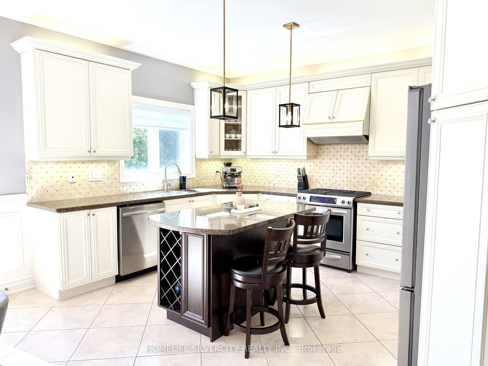 593 Maitland Drive • Pickering, ON photo 14