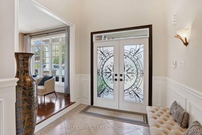 593 Maitland Drive • Pickering, ON photo 5