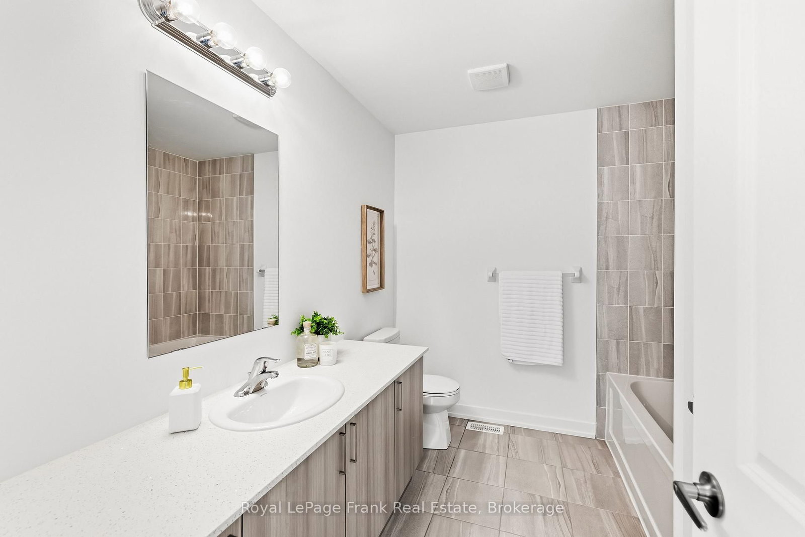 63 Pine Gate Place • Whitby, ON photo 31
