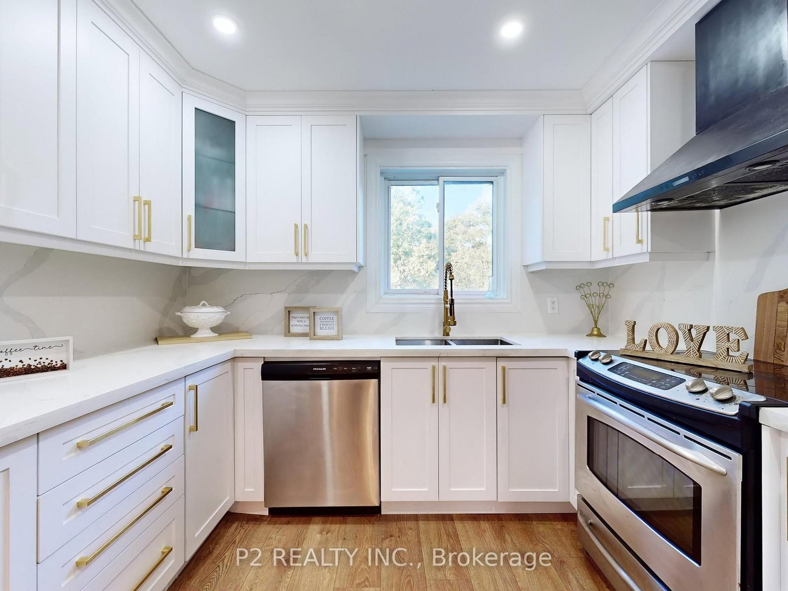 411 Rosedale Dr, Whitby, view 12