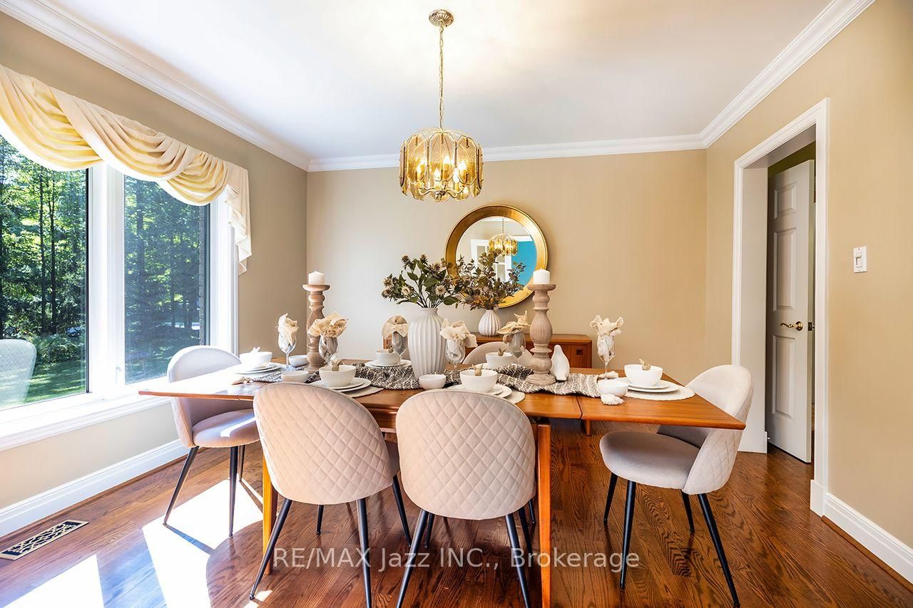 20 Timberlane Court • Clarington, ON photo 4