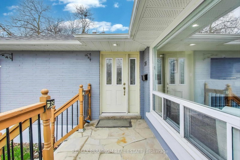 UPPER - 36 Rideout Street