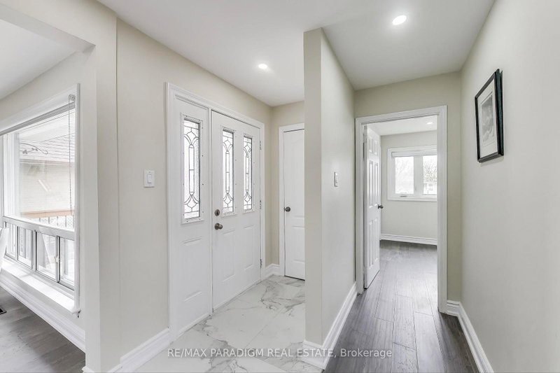 UPPER - 36 Rideout Street