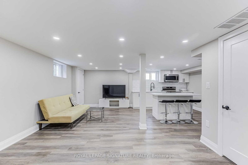 54 Inniswood Drive