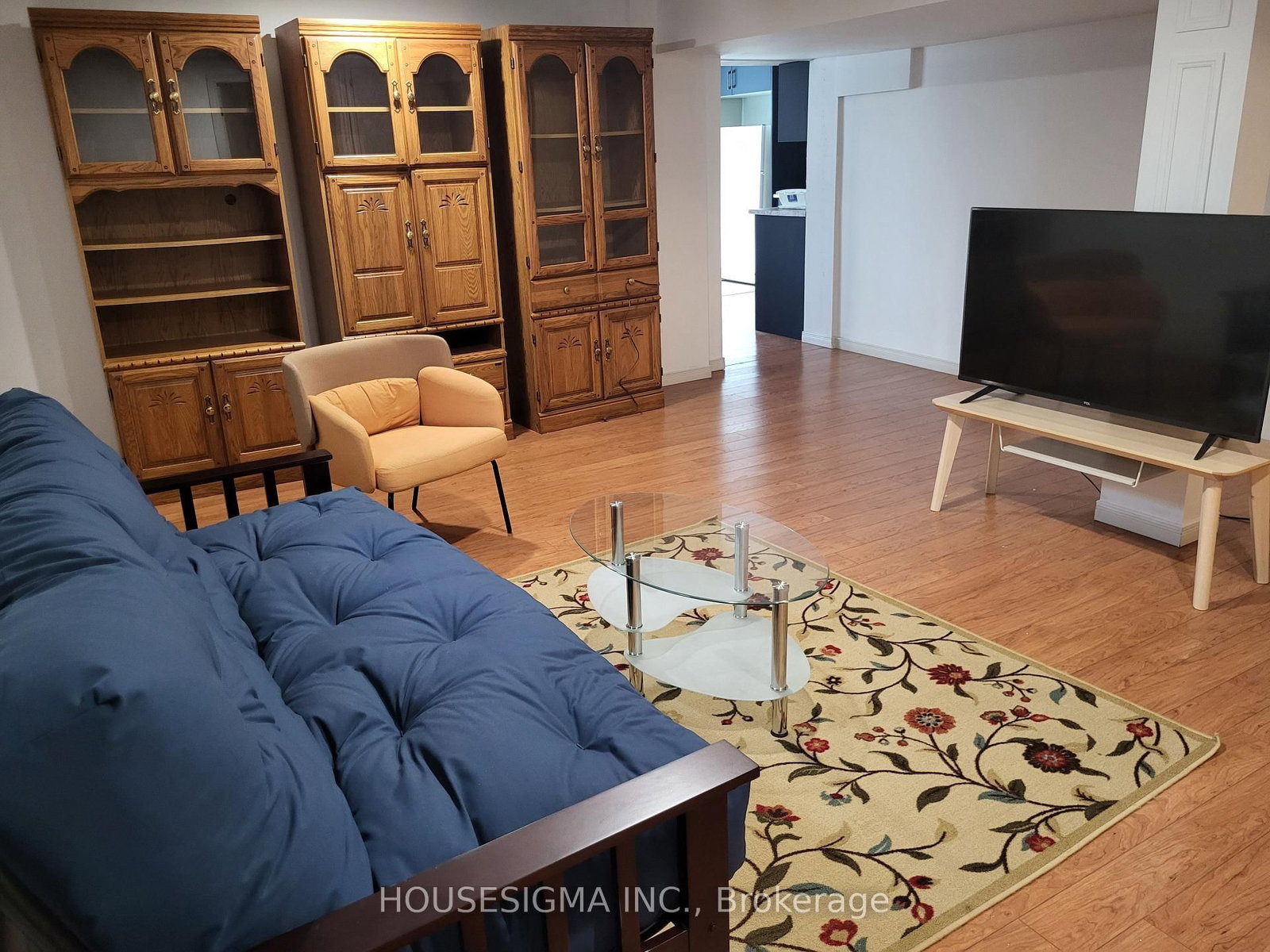 Lower - 79 Weir Crescent, Toronto 5