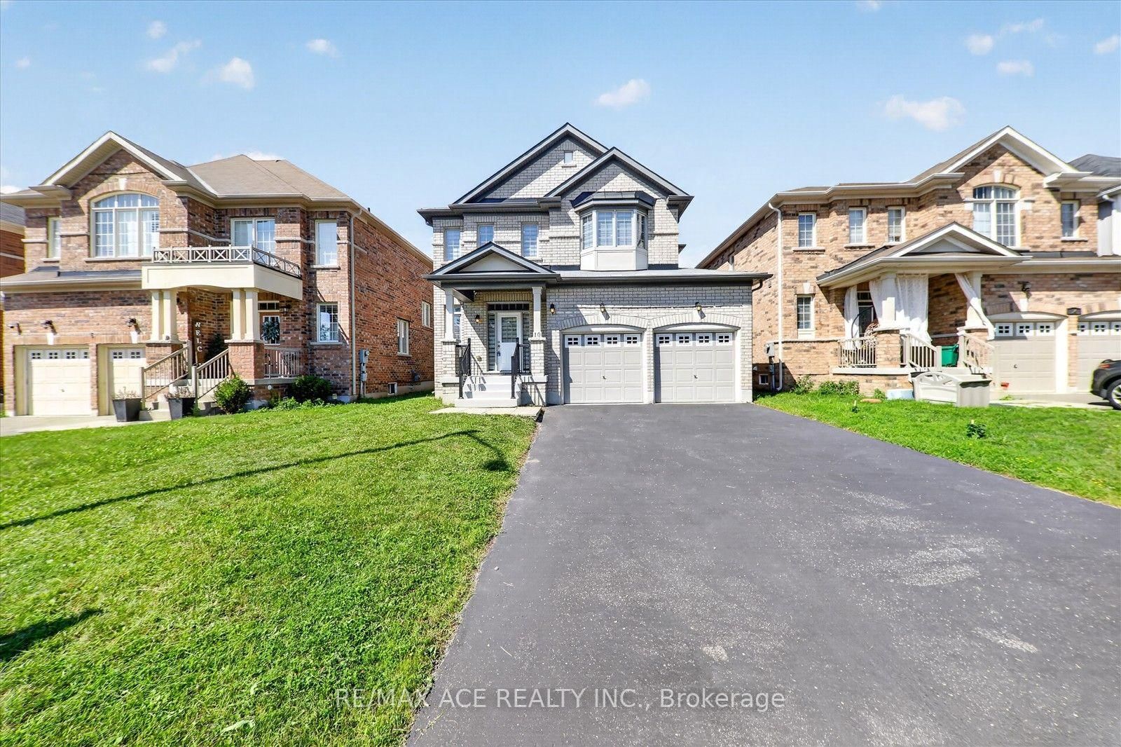 10 Gusul Avenue • Clarington, ON photo 3