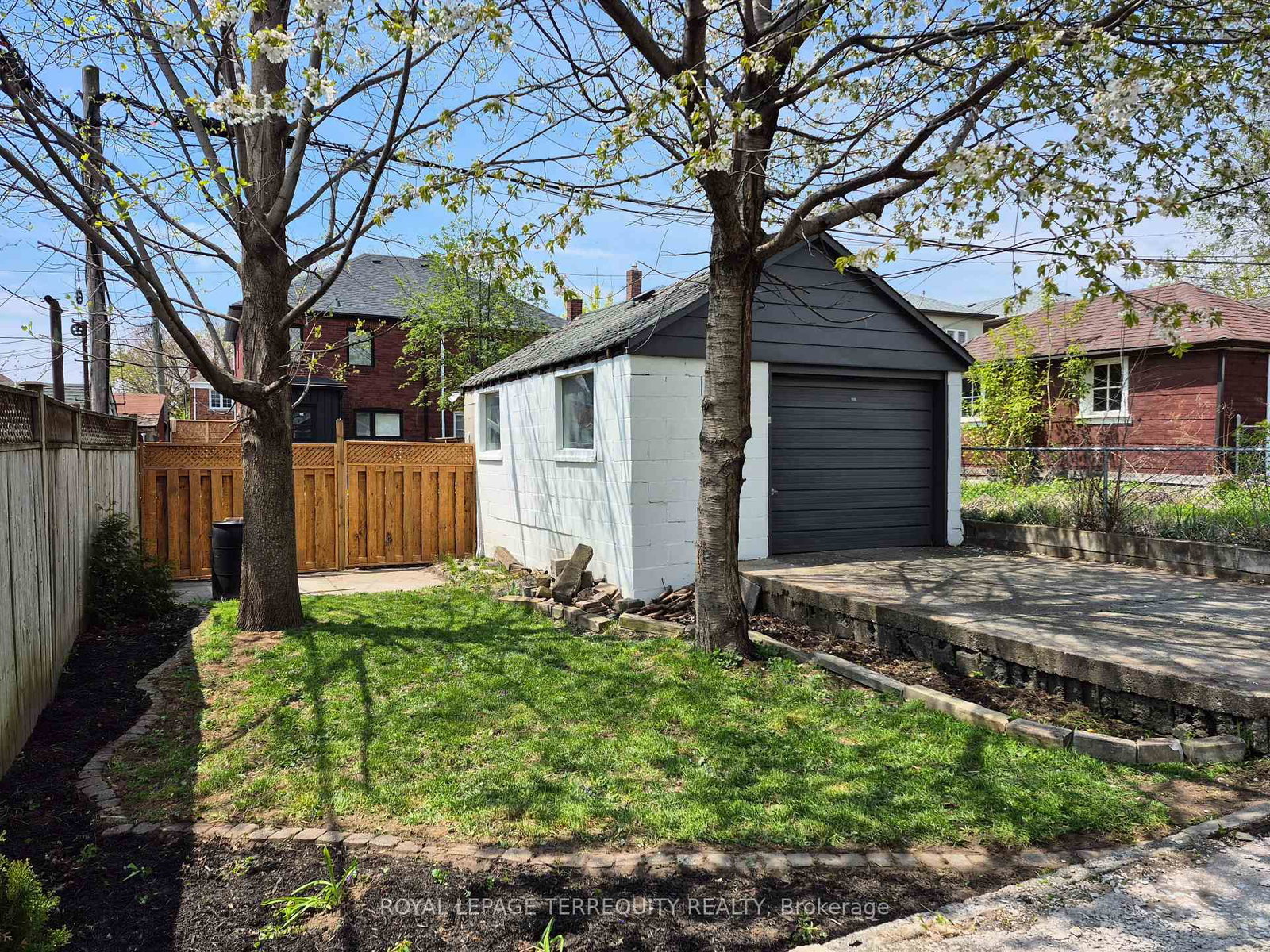 40 Leroy Avenue • Toronto, ON photo 43