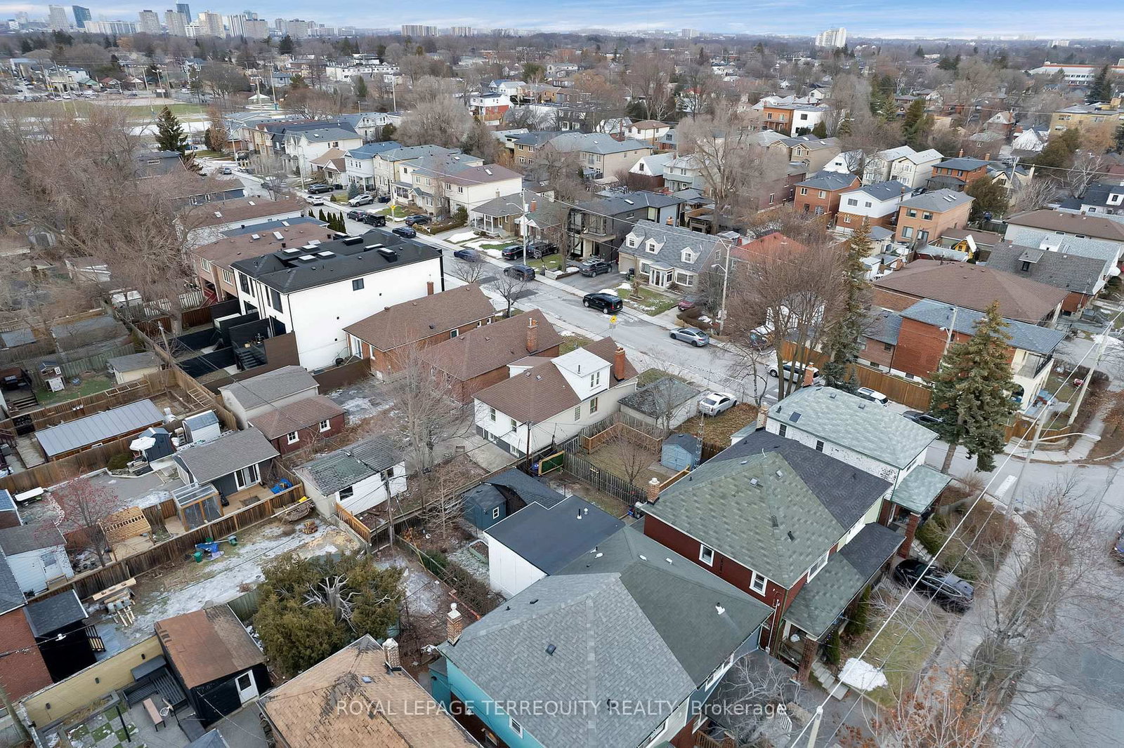 40 Leroy Avenue • Toronto, ON photo 48