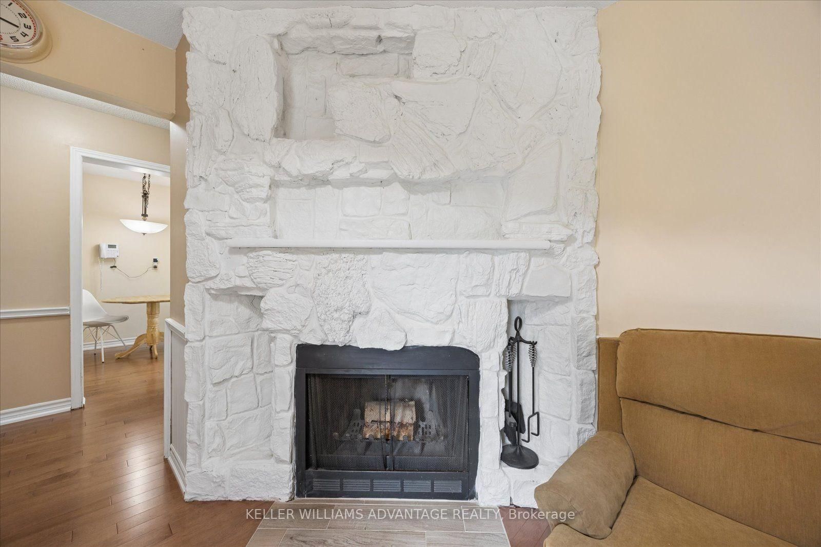 120 Winter Gardens Trail • Toronto, ON photo 12