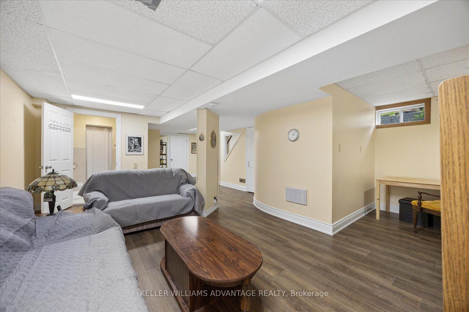 120 Winter Gardens Trail • Toronto, ON photo 21