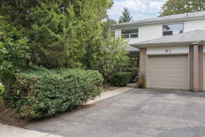 91 Glenstroke Drive • Toronto, ON photo 4