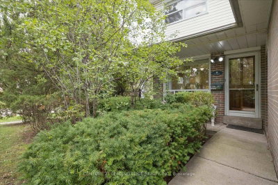 91 Glenstroke Drive • Toronto, ON photo 5