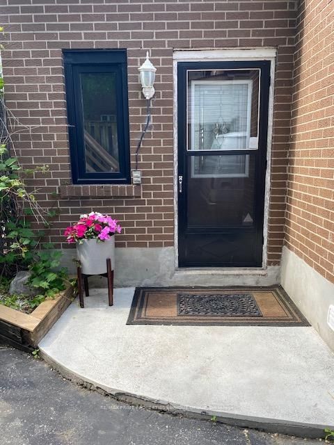 40 Jeavons Avenue • Toronto, ON photo 22