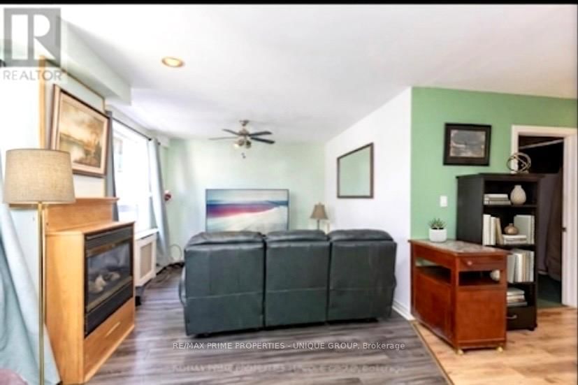 40 Jeavons Avenue • Toronto, ON photo 38