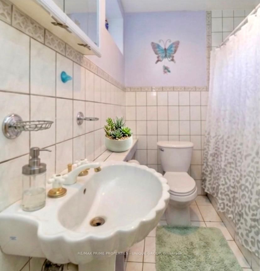 40 Jeavons Avenue • Toronto, ON photo 40