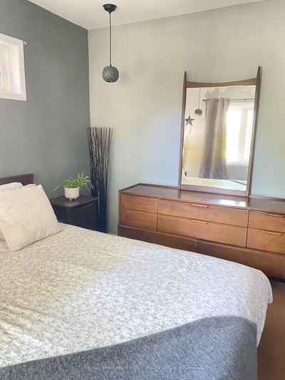 40 Jeavons Avenue • Toronto, ON photo 9