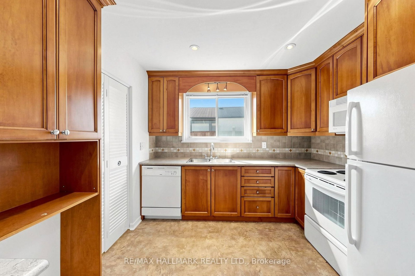 44 Bryant Road • Ajax, ON photo 14