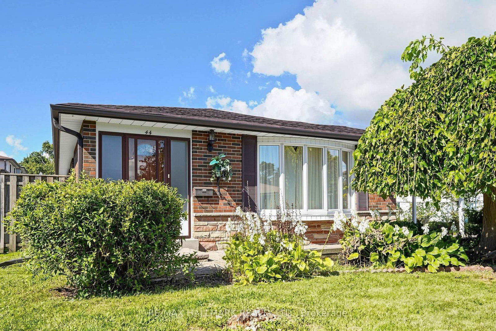 44 Bryant Road • Ajax, ON photo 3
