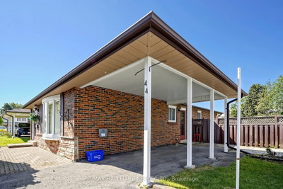 44 Bryant Road • Ajax, ON photo 6