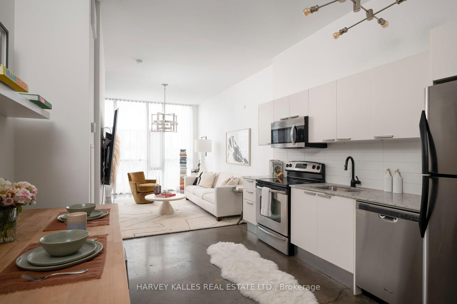 625 Queen Street E • #410 • Toronto, ON photo 14
