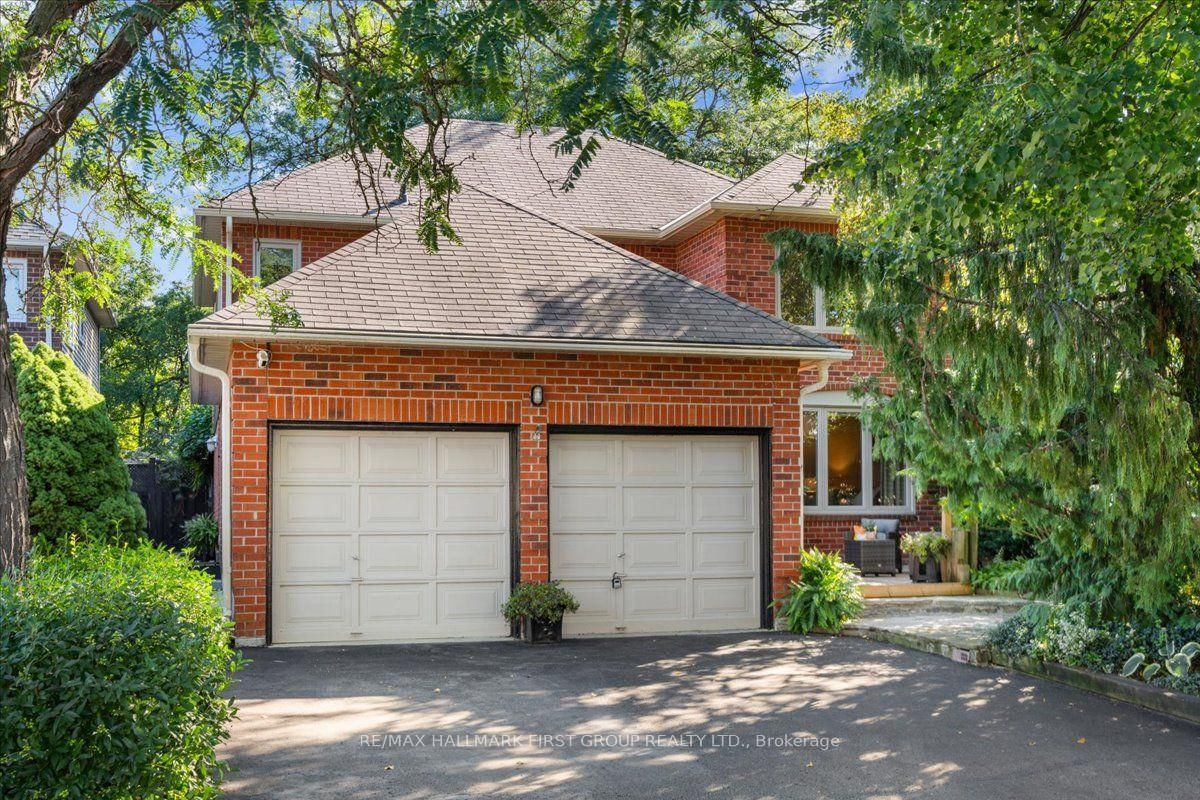 1159 Pebblestone Crescent • Pickering, ON photo 1