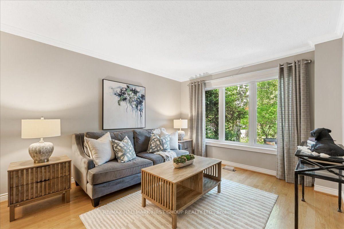 1159 Pebblestone Crescent • Pickering, ON photo 3