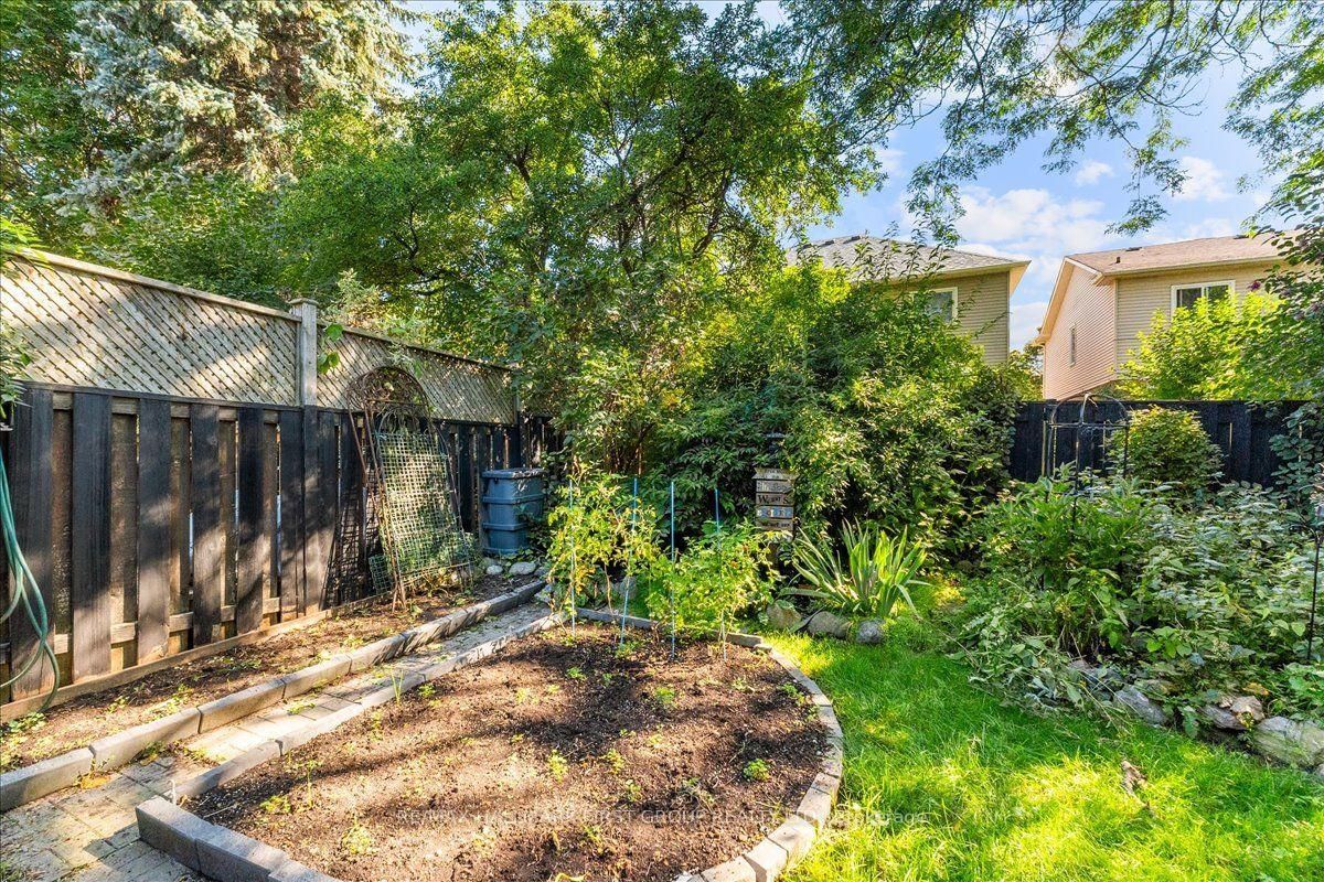 1159 Pebblestone Crescent • Pickering, ON photo 34